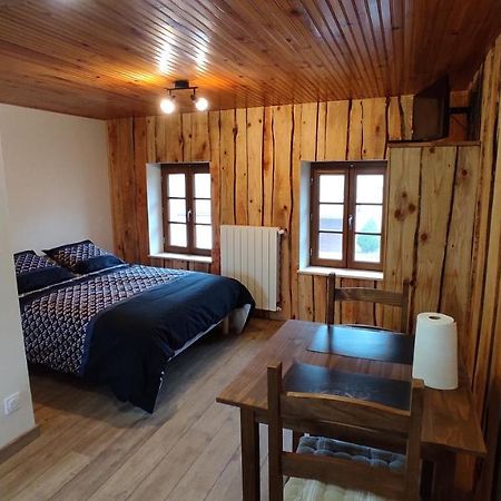Studio Chaleureux Dans Les Monts Du Forez Verrieres-en-Forez Eksteriør billede