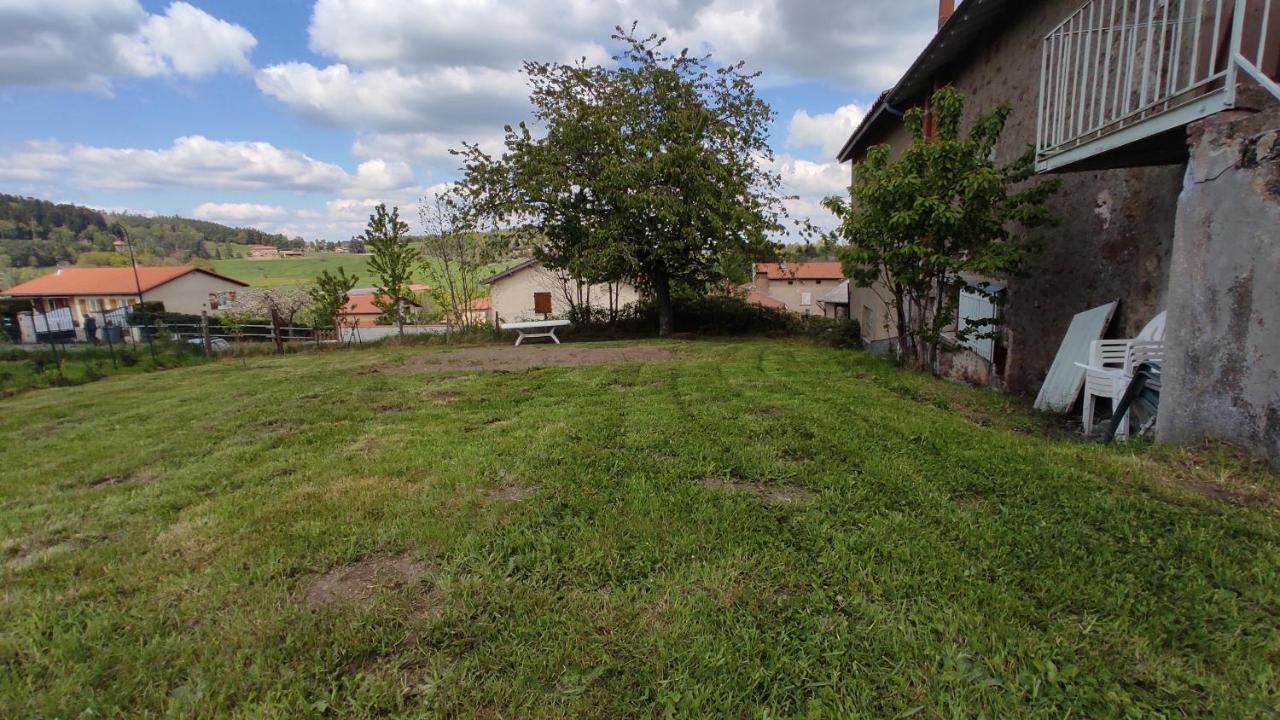 Studio Chaleureux Dans Les Monts Du Forez Verrieres-en-Forez Eksteriør billede